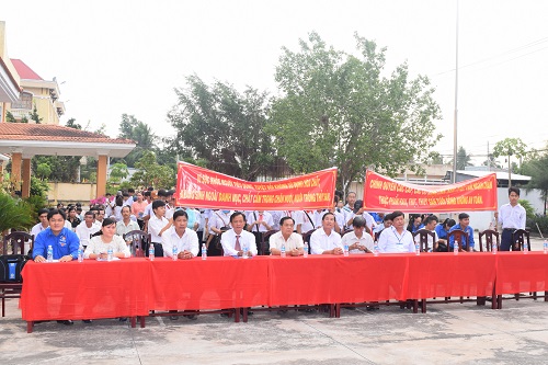 Quang cảnh buổi Mitinh.JPG